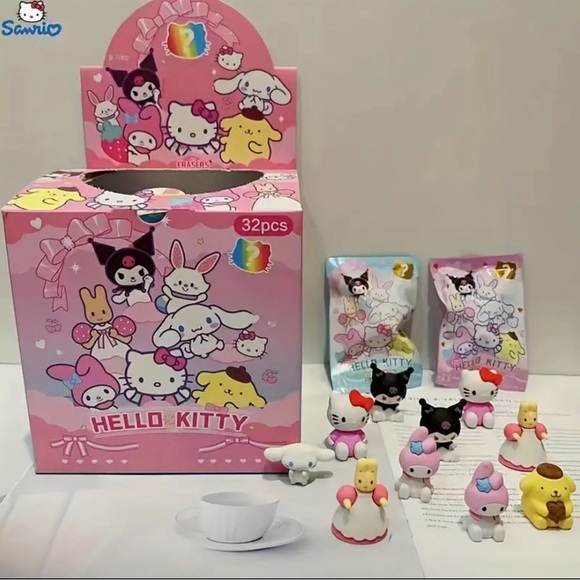 Set of Three 3D Sanrio Erasers Blind Bags - Picture 3 of 5
